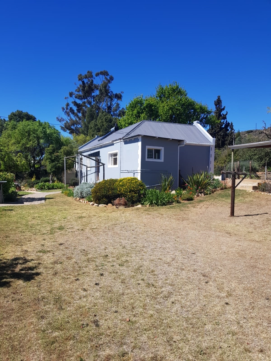 9 Bedroom Property for Sale in Uniondale Western Cape